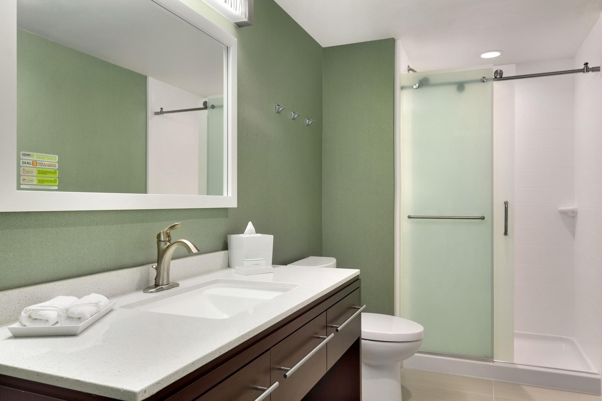 Home2 Suites By Hilton Greenville Downtown Екстериор снимка